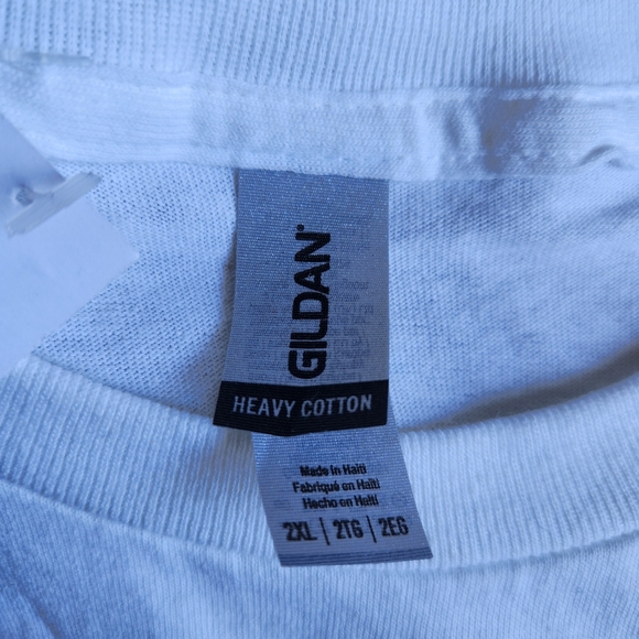 Taylor Swift Instax Camera Selfie Portrait Pop Singer White 2XL Graphic T-Shirt - Picture 3 of 9